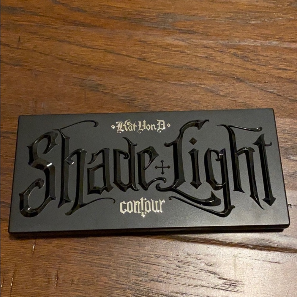 Kat Von D Contour